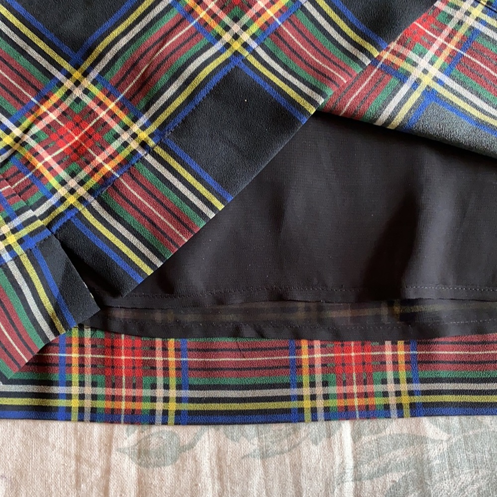 J Crew Edie Top in Stewart Tartan Plaid - Picture 5 of 11